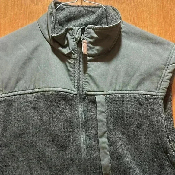 Men’s vest size medium - Picture 2 of 9